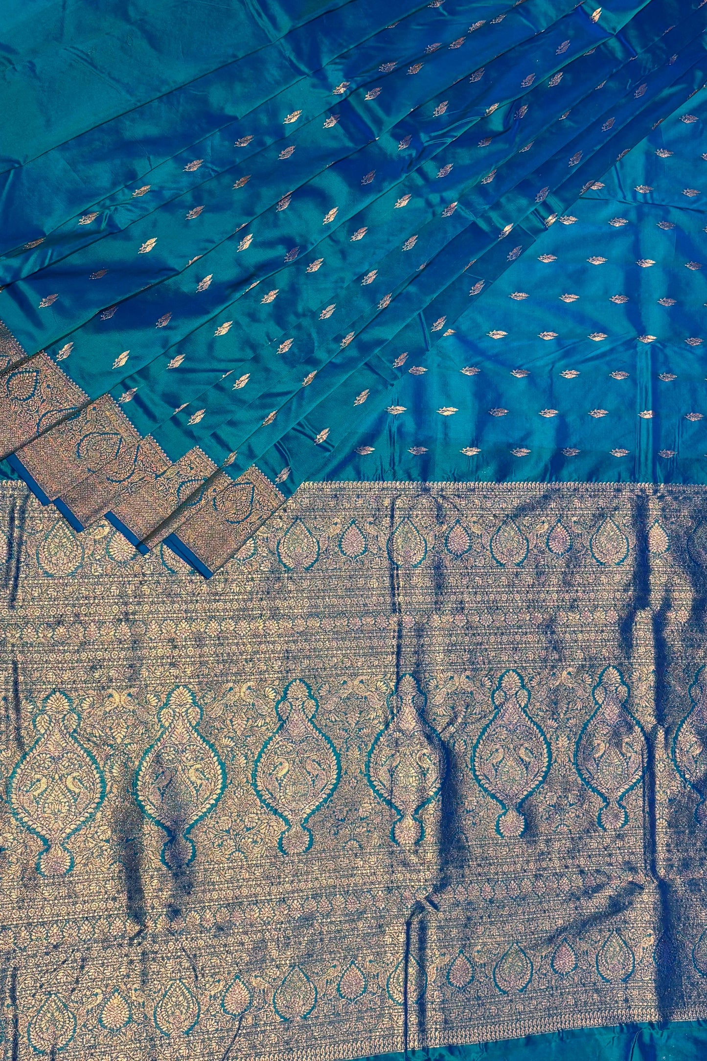 Exclusive Peacock Color Saree