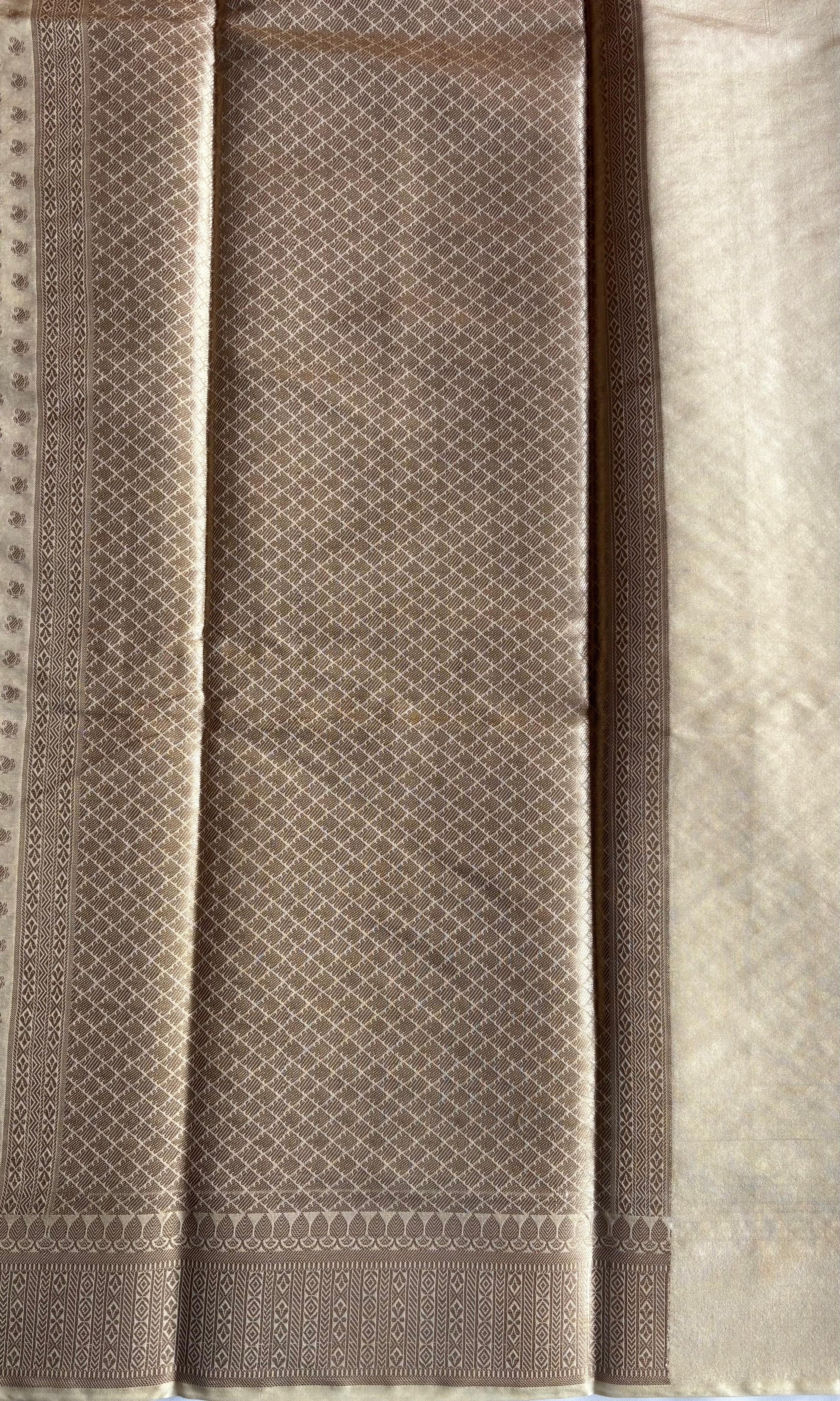 White Banarasi silk saree